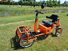 De Sitibike van FoxiBikes is een vierwielige fiets met zitpositie. Hij wordt gekenmerkt door de opbouw met vier wielen, kokerframe, achterwielbesturing, vering, elektrische trapondersteuning en comfortabele zit.