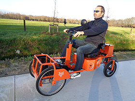 FoxiBikes Sitibike 1.9, met o.a. verlaagde en verlengde midden-instap en led-verlichting 